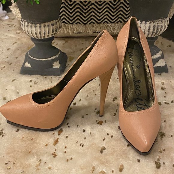 LANVIN Leather Platform Pumps - Picture 2 of 3